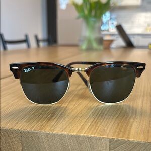 Ray-Ban Clubmaster Sunglasses - Tortoise